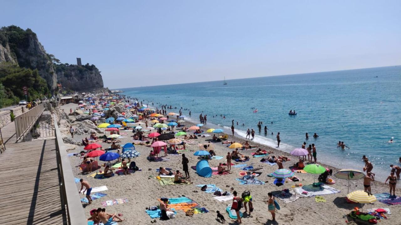 B&B Finalex Finale Ligure Exteriér fotografie